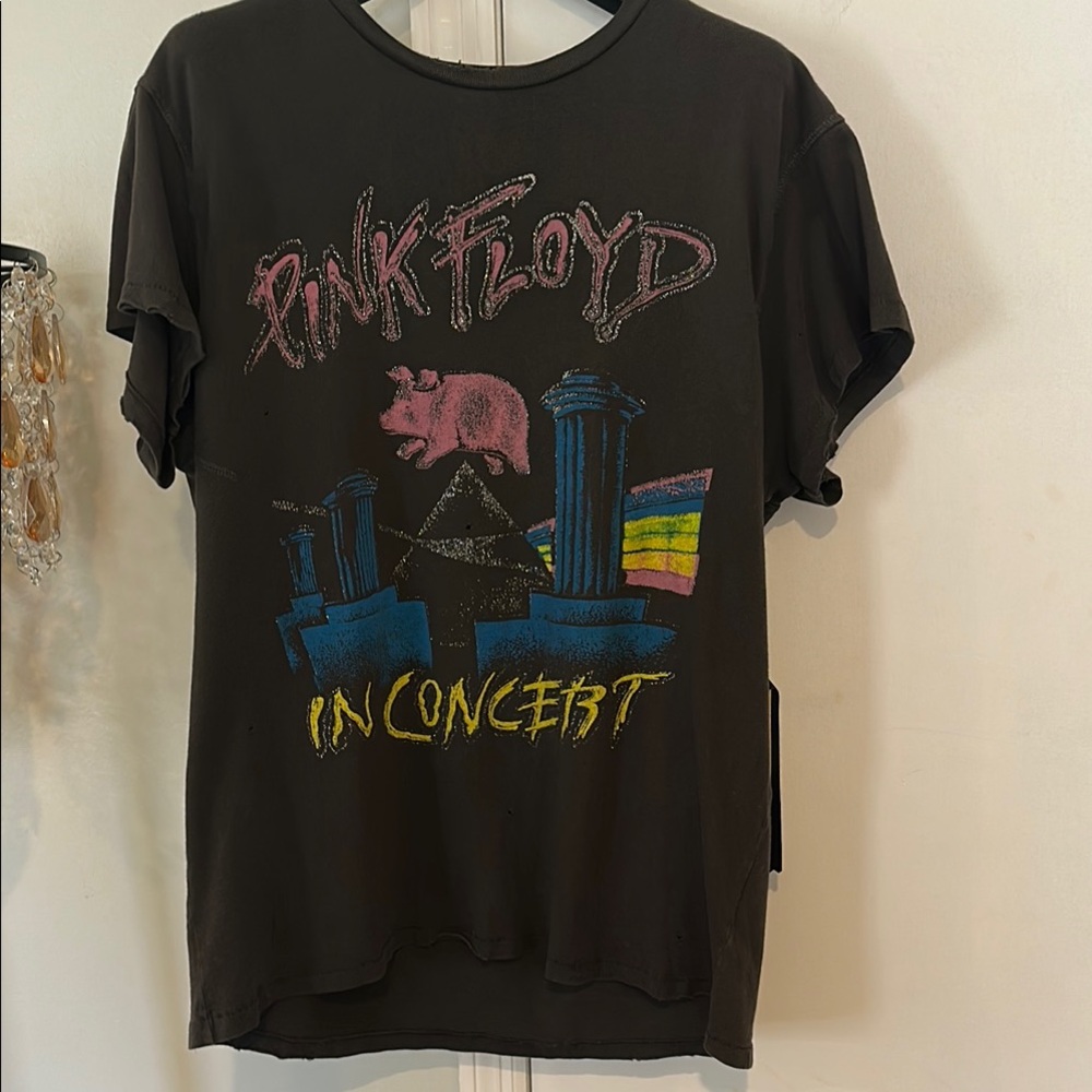 NWT rare MadeWorn Pink Floyd T-Shirt perfect amount of sparkle on the graphics